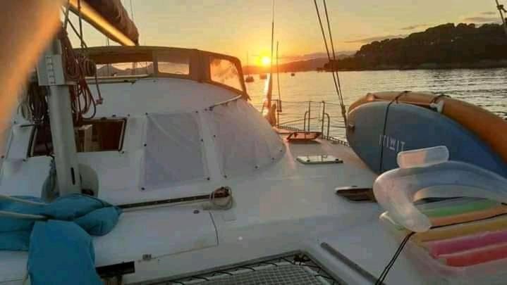 ホテル Catamaran Cypraea テール・ド・オー エクステリア 写真